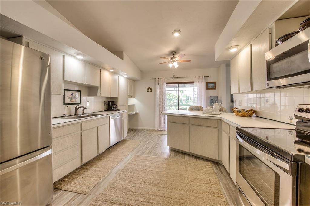 IMPERIAL GOLF ESTATES - Residential