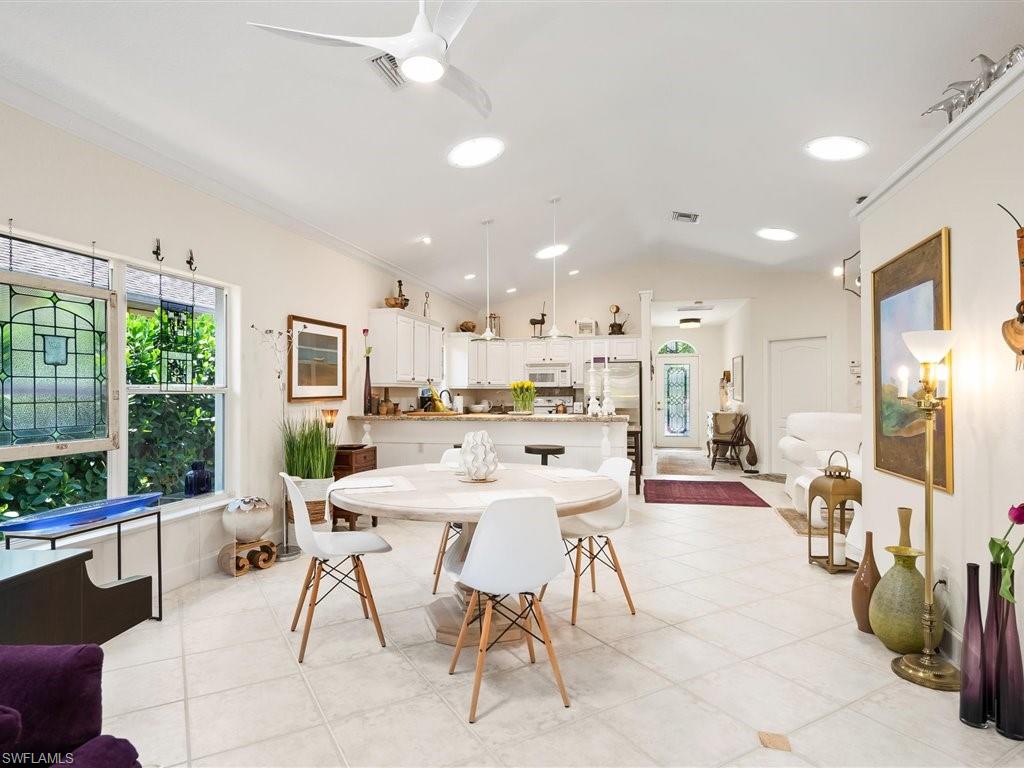 NAPLES PARK - Residential