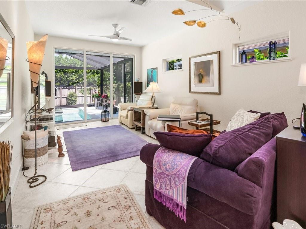 NAPLES PARK - Residential