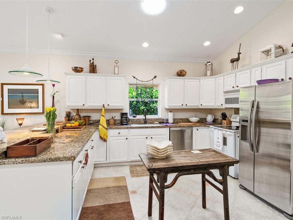 NAPLES PARK - Residential