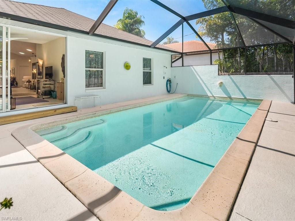 NAPLES PARK - Residential