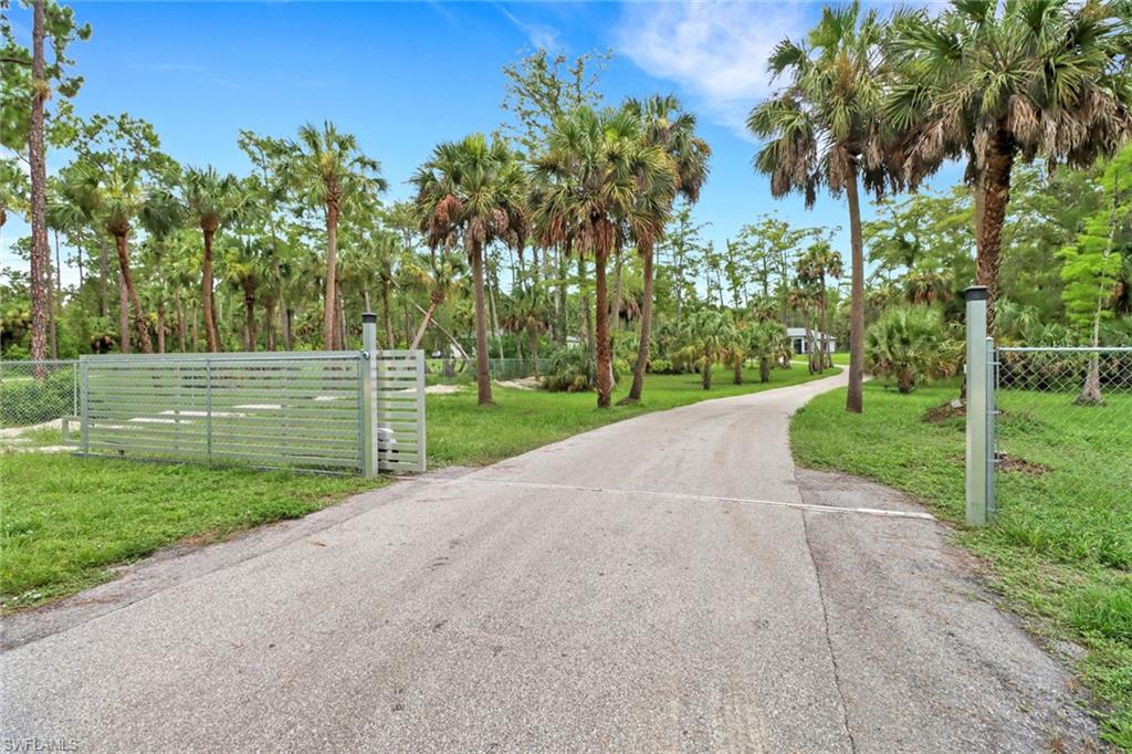 GOLDEN GATE ESTATES - Residential