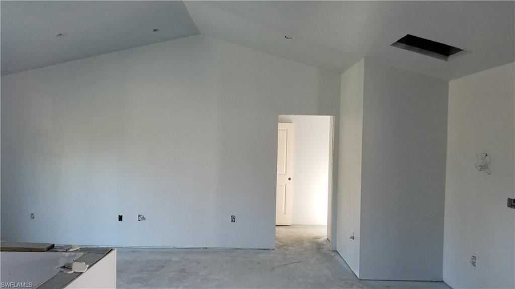 GOLDEN GATE ESTATES - Residential