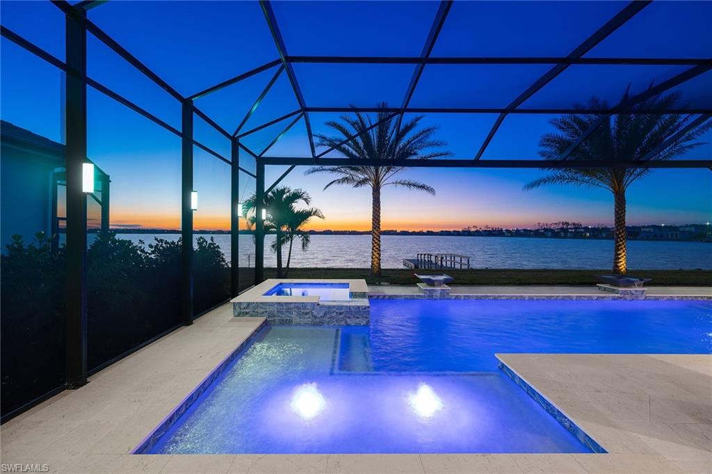 ESPLANADE LAKE CLUB - Residential