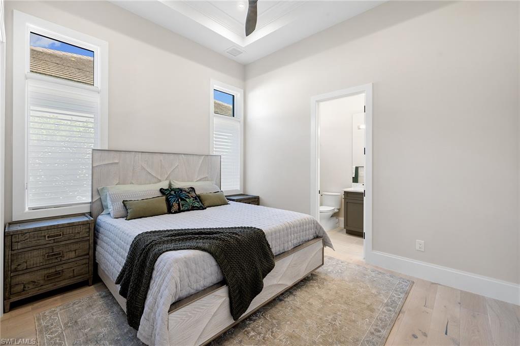 ESPLANADE LAKE CLUB - Residential