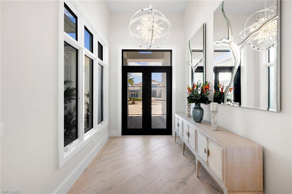 ESPLANADE LAKE CLUB - Residential