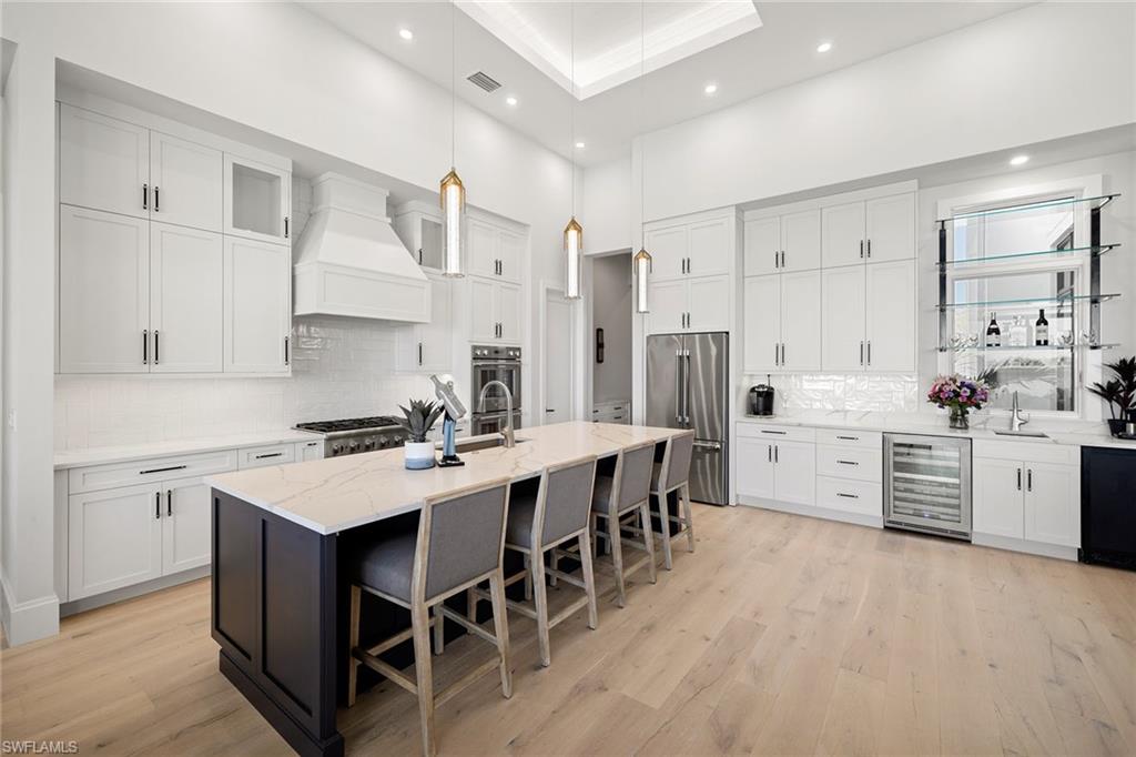 ESPLANADE LAKE CLUB - Residential