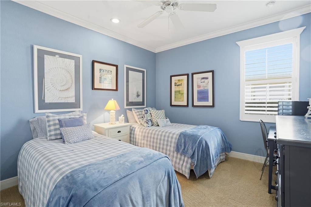 COUNTRY CLUB - Residential