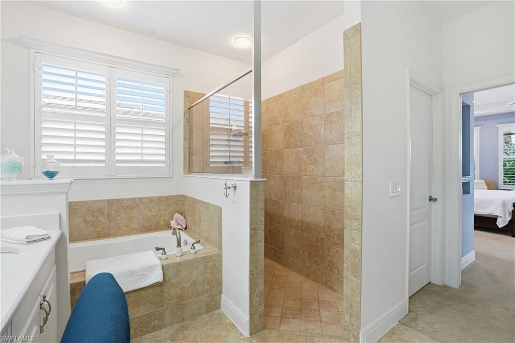 COUNTRY CLUB - Residential