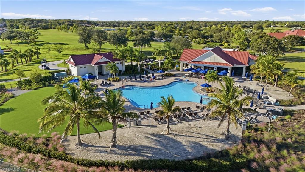 COUNTRY CLUB - Residential