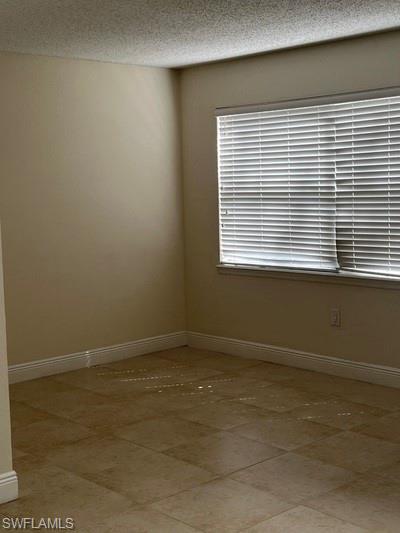 VENETIAN PALMS - Residential Lease