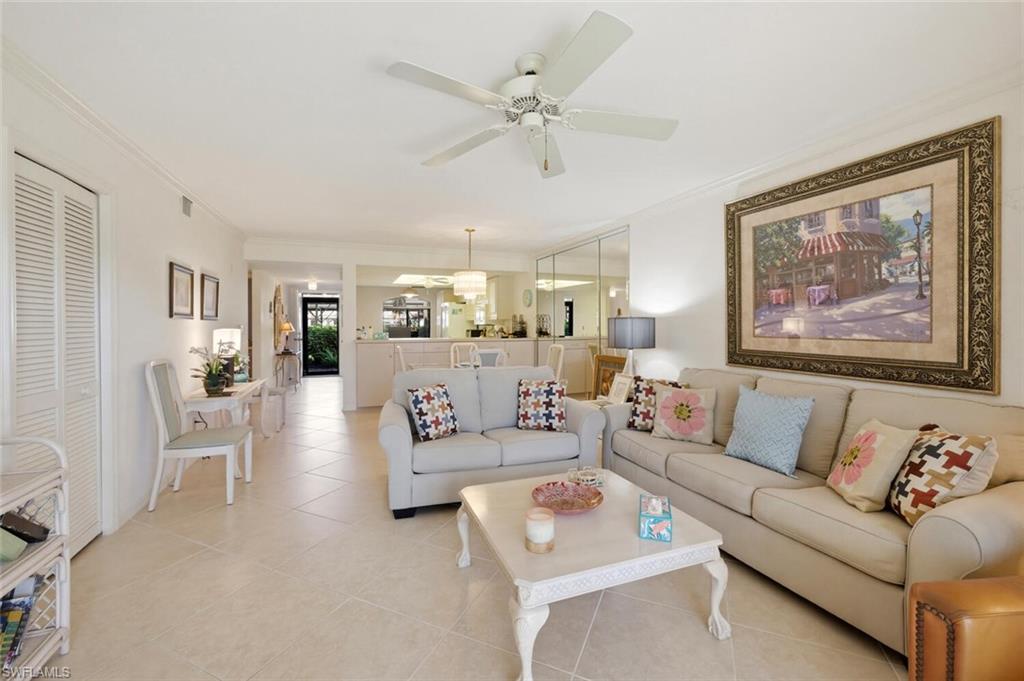 COUNTRY MANOR - Residential