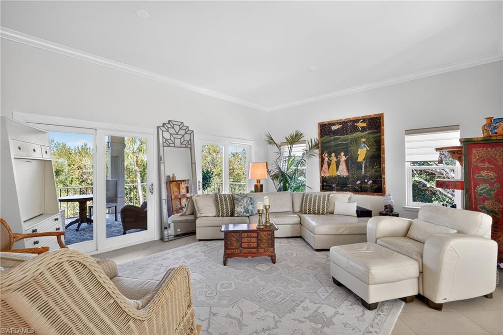 KINZIE ISLAND - Residential