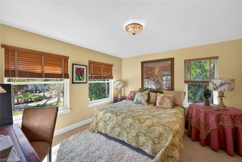 KINZIE ISLAND - Residential