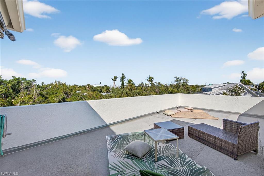 KINZIE ISLAND - Residential