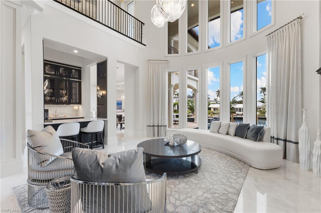 AQUALANE SHORES - Residential