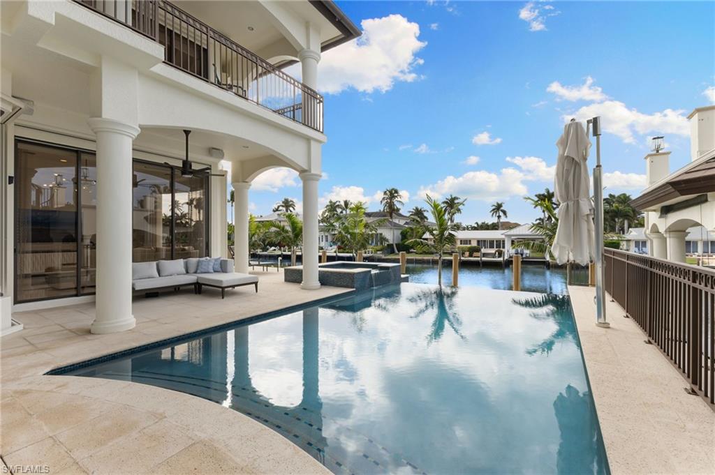 AQUALANE SHORES - Residential