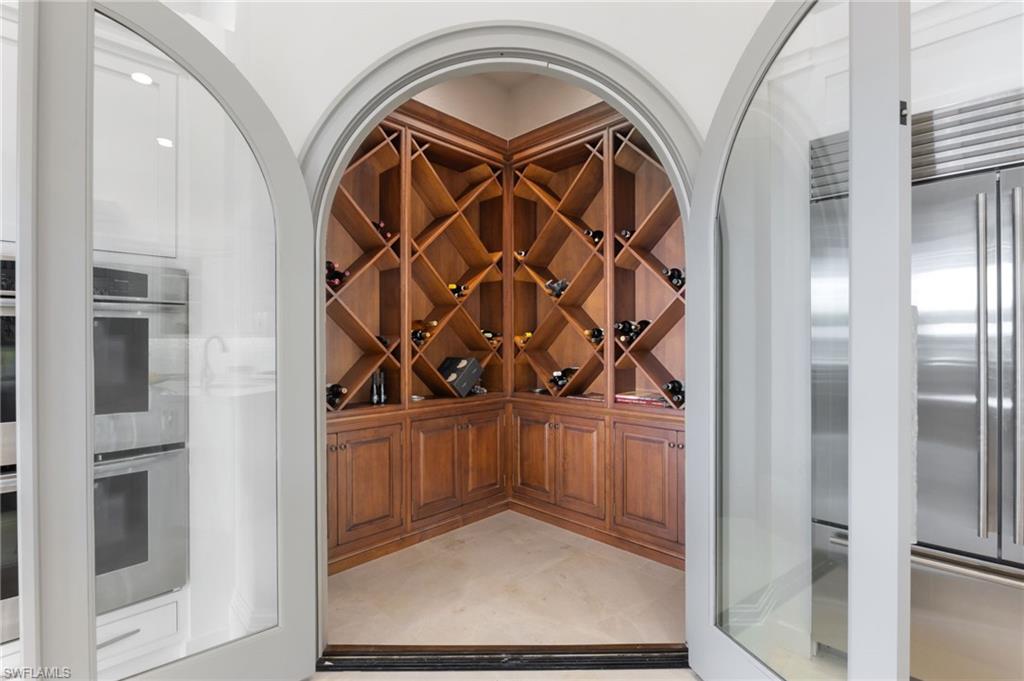 AQUALANE SHORES - Residential