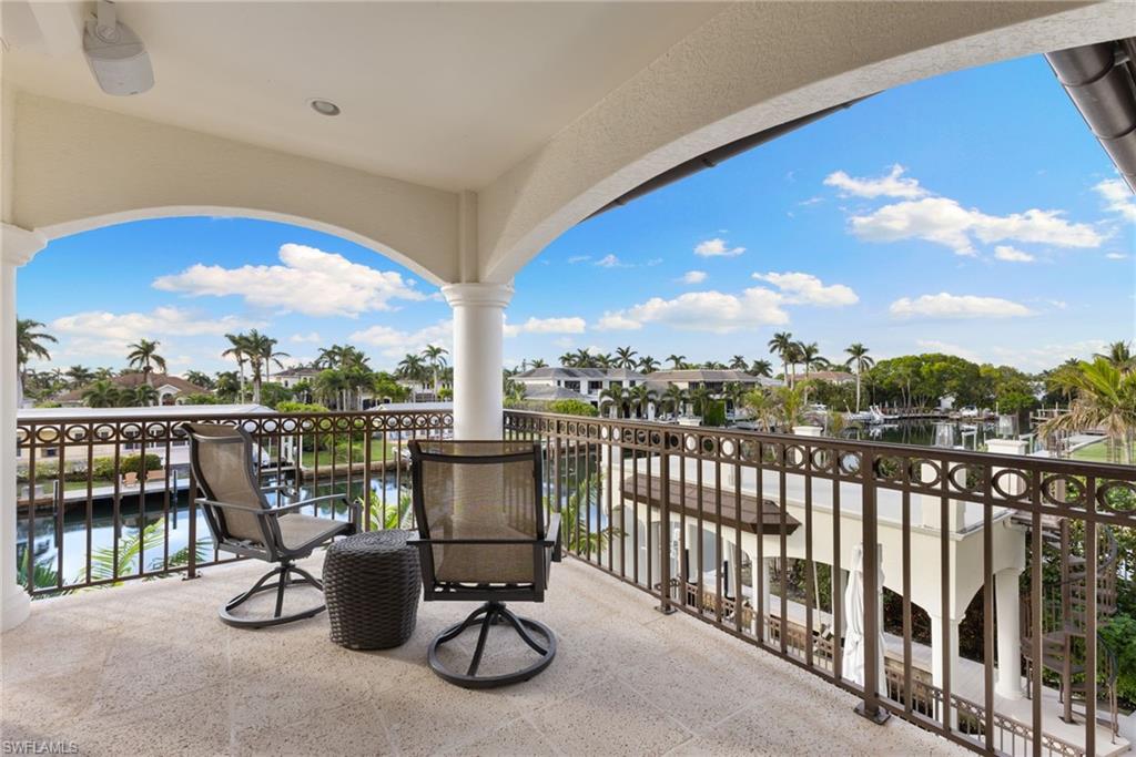 AQUALANE SHORES - Residential