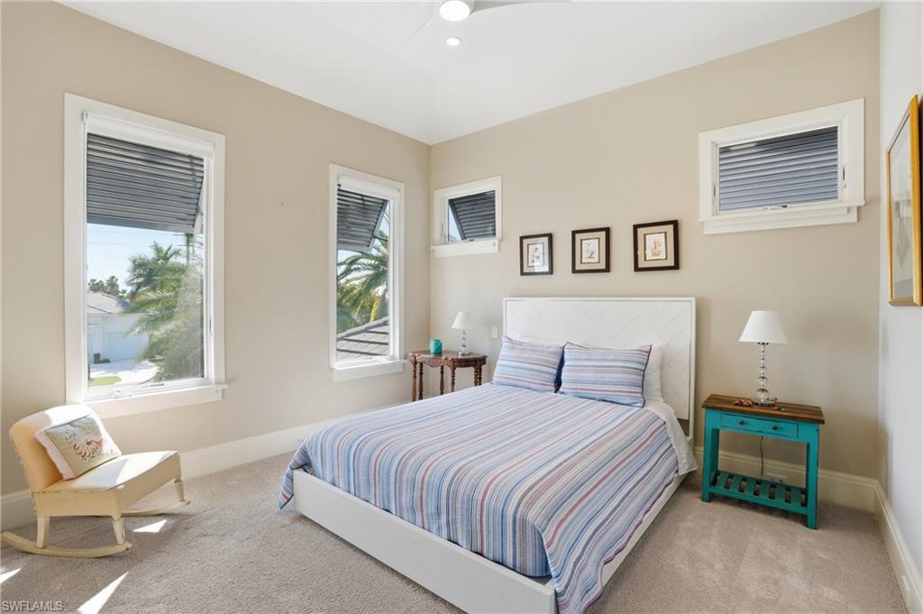 MOORINGS - Residential