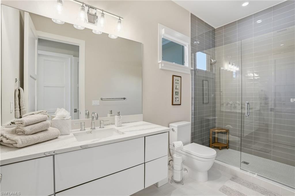 MOORINGS - Residential