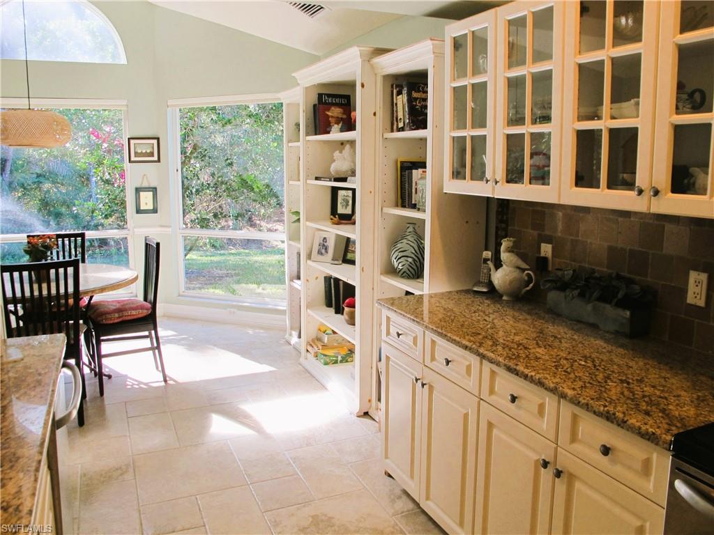 WILSHIRE LAKES - Residential