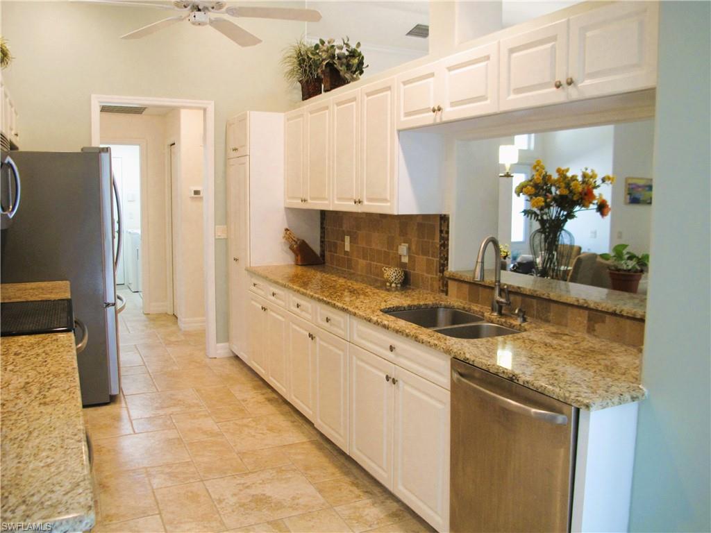 WILSHIRE LAKES - Residential