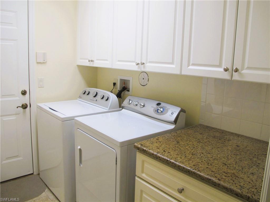 WILSHIRE LAKES - Residential