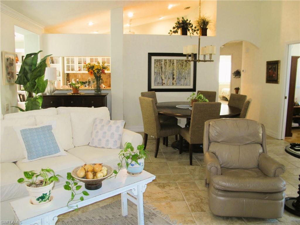 WILSHIRE LAKES - Residential