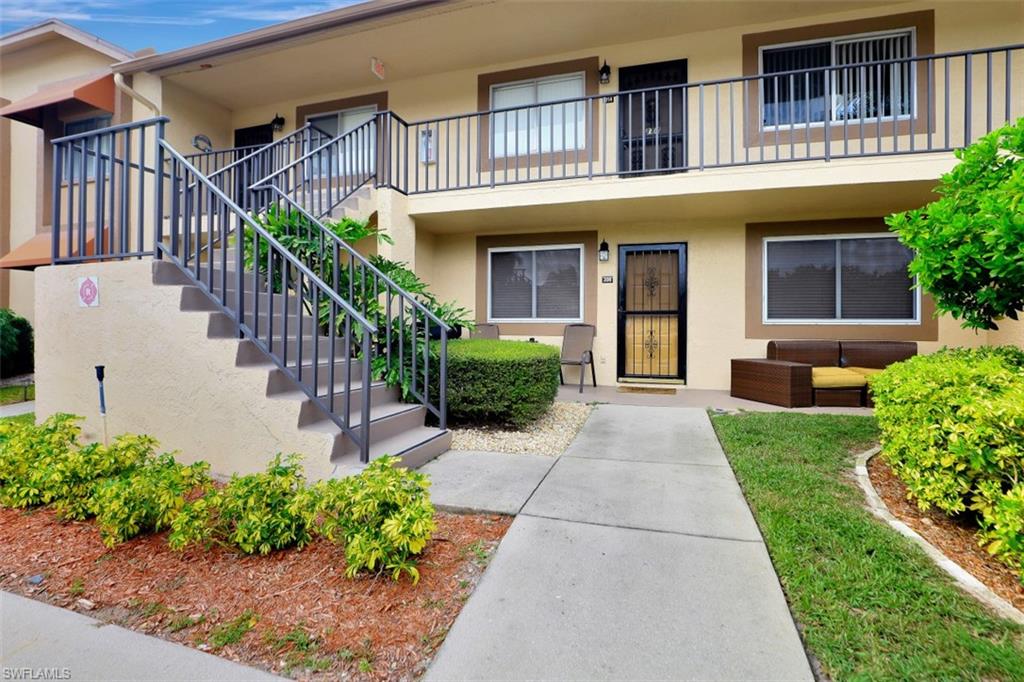 COUNTRY CLUB VILLAGE - Residential