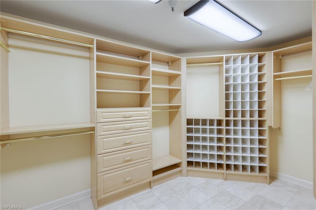 BILTMORE AT BAY COLONY - Residential