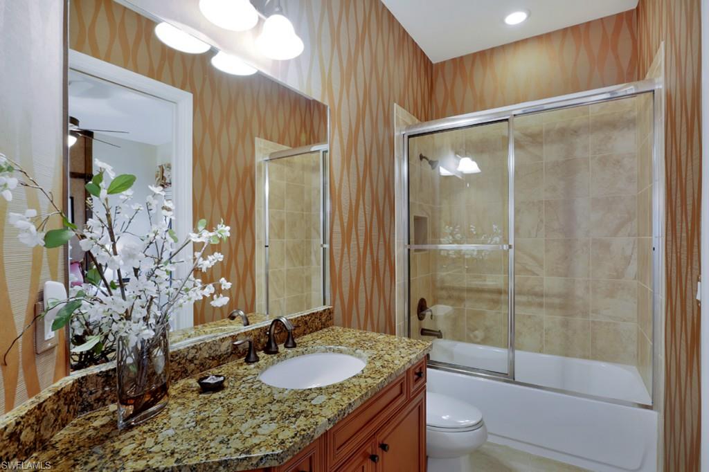 MOORGATE POINT - Residential