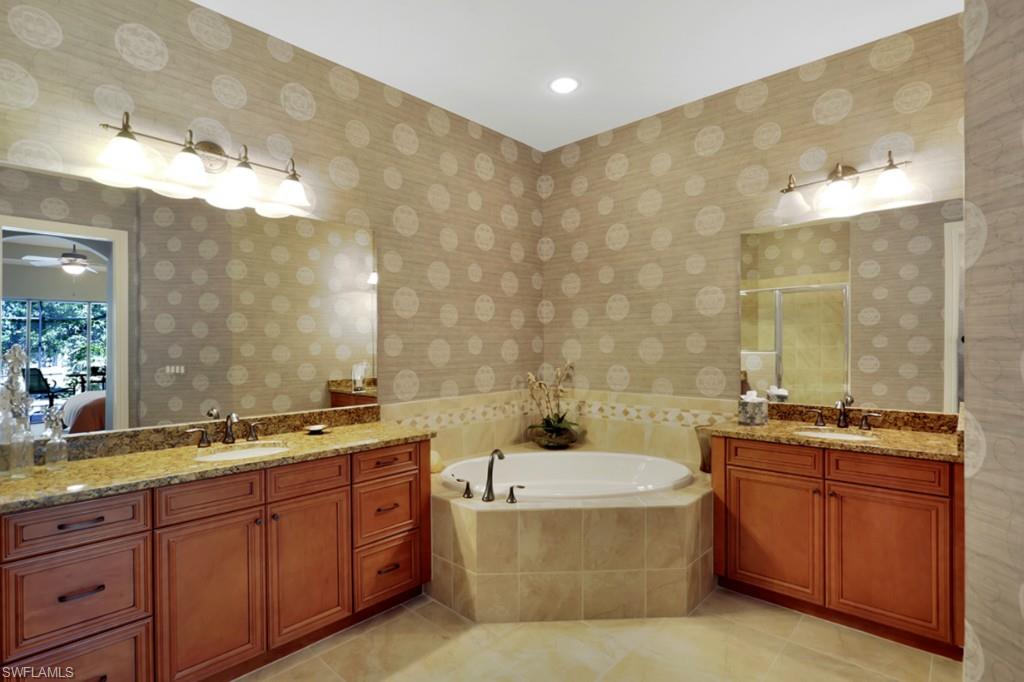 MOORGATE POINT - Residential