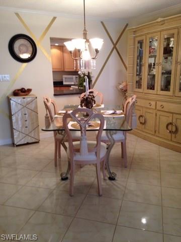 COUNTRY CLUB MANOR - Residential