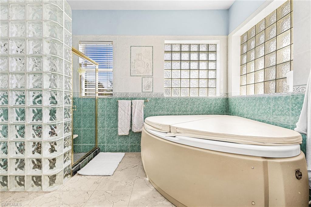 RIVERBEND ESTATES - Residential