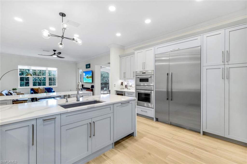 9242 Tesoro LN 1-203