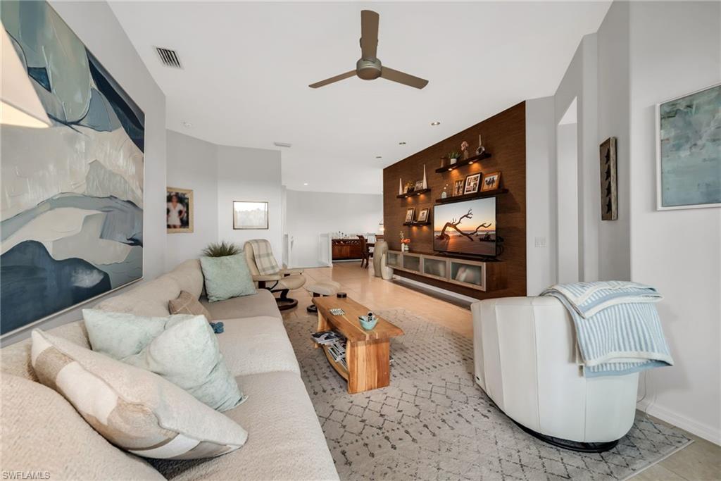 SAGO POINTE - Residential