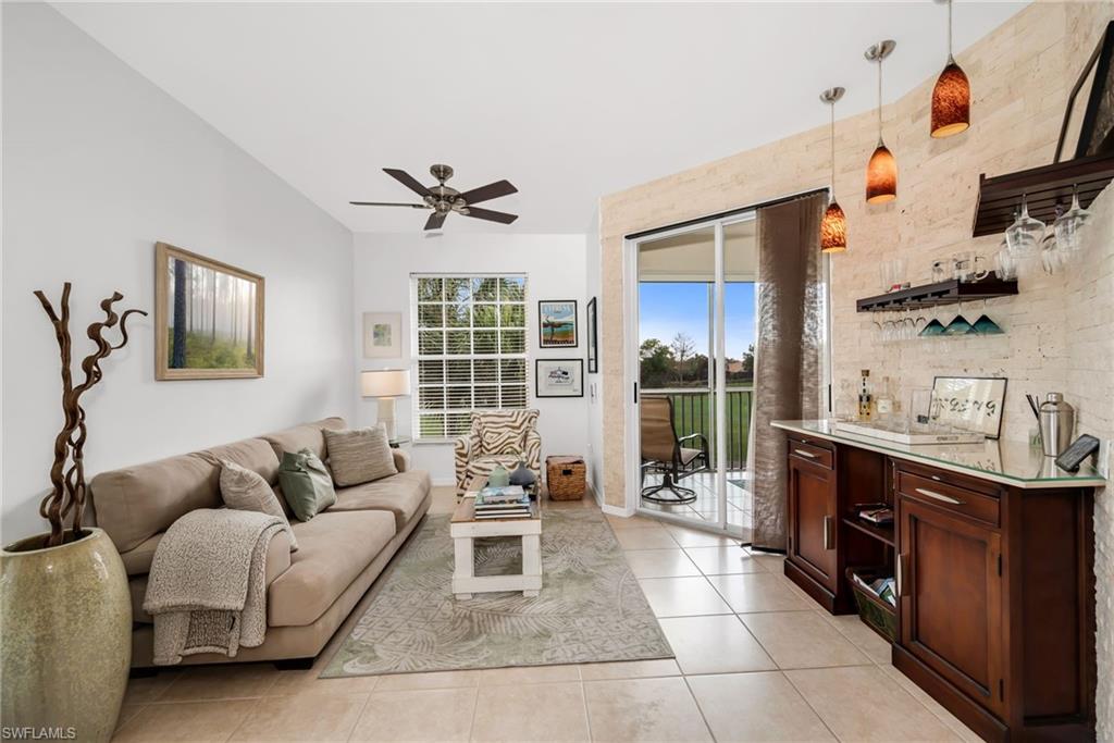 SAGO POINTE - Residential