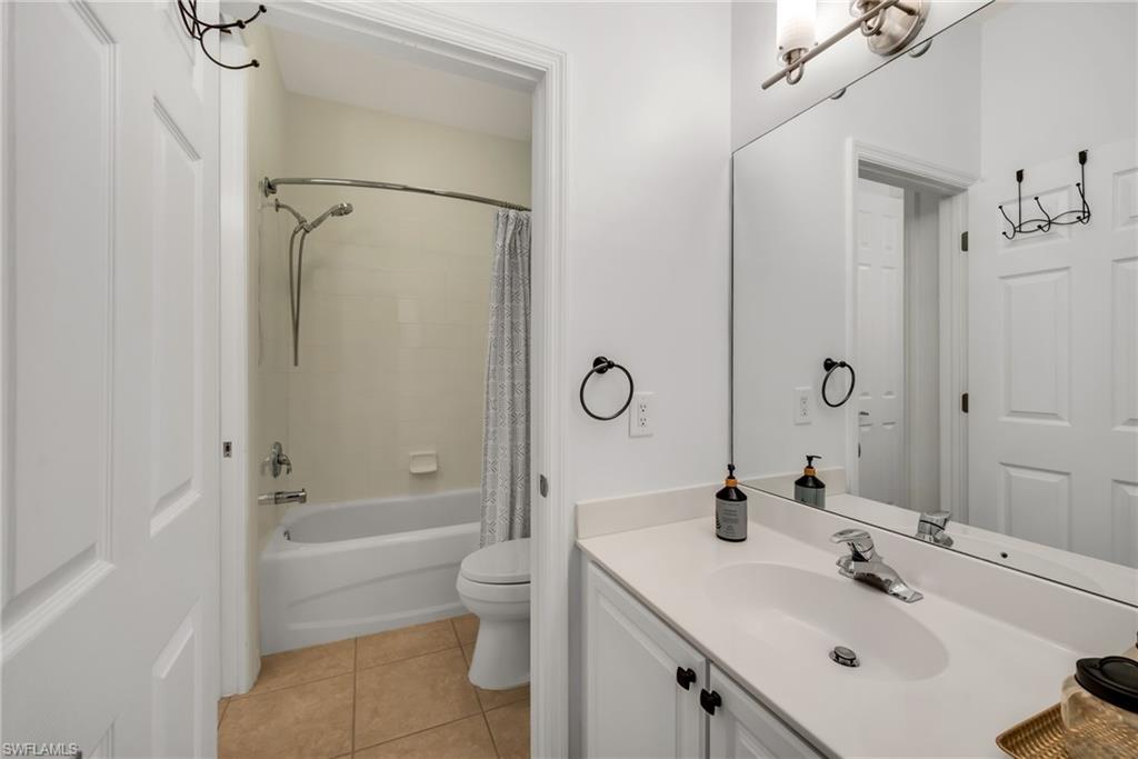 SAGO POINTE - Residential