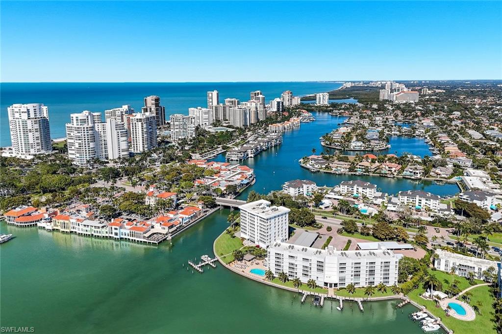 PELICAN POINT WEST - Residential