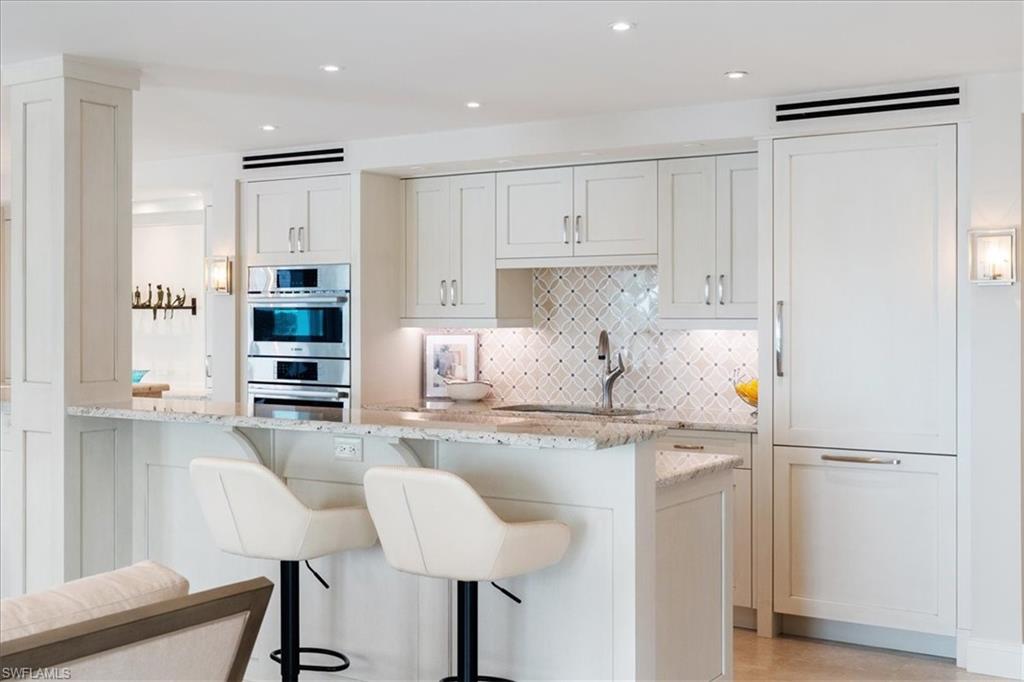 PELICAN POINT WEST - Residential