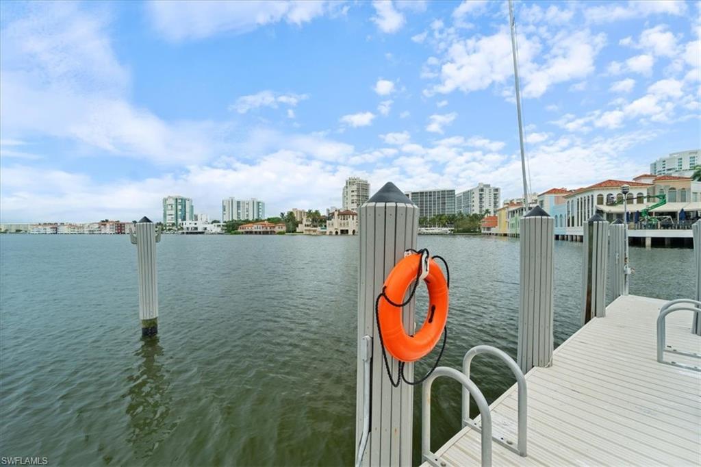 PELICAN POINT WEST - Residential