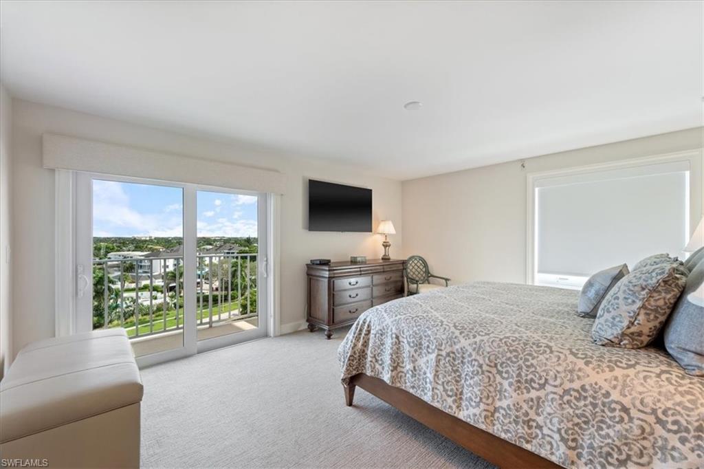 PELICAN POINT WEST - Residential