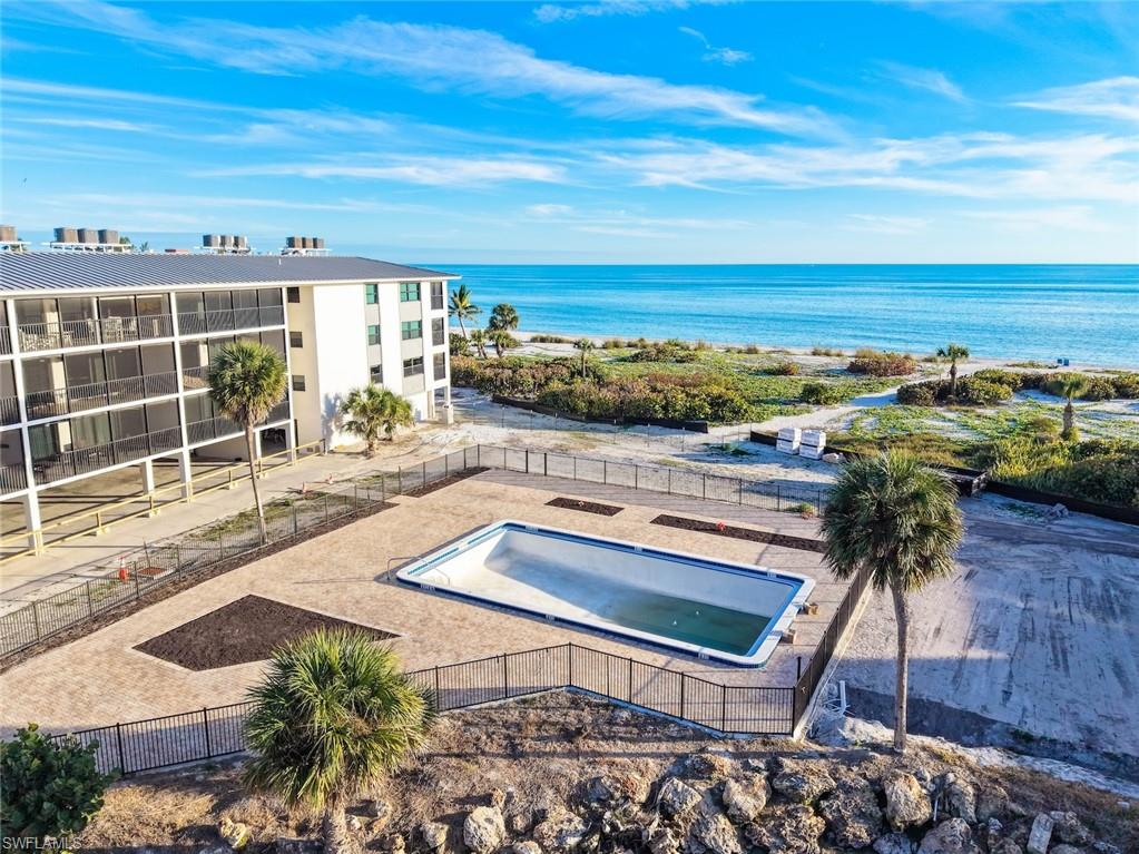 SAND POINTE - Residential