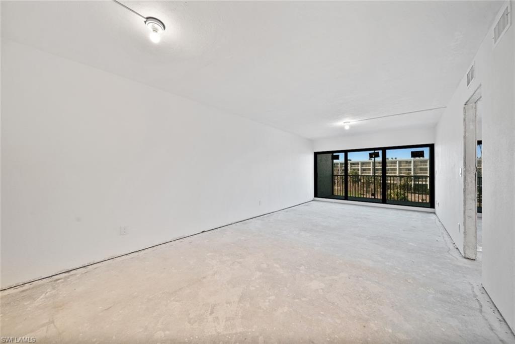 SAND POINTE - Residential