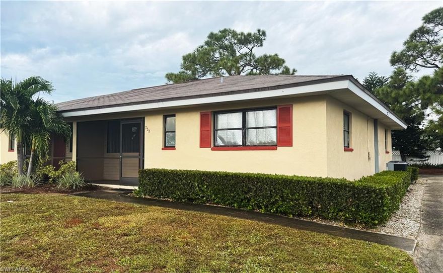 ANNUAL RENTAL –2 bedroom and 2 bath home in Naples Park! Spacious living room and screened lanai ready to move in right away!  The kitchen has pantry with plenty of storage.  Enjoy your own private outdoor retreat with lushly landscaped backyard. Additional features include laundry with w/d. Located west of 41, bike to Vanderbilt Beach, La Fitness, Mercato, and plethora of casual and fine dining! Available now for immediate occupancy. Landlord covers Lawn & Pest.