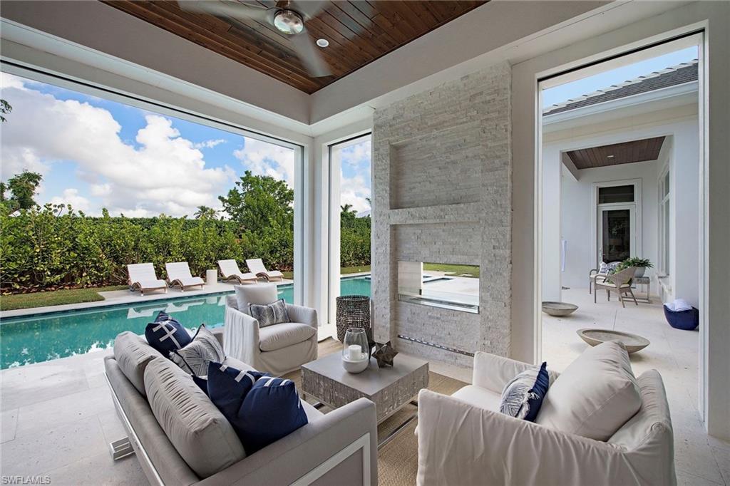 MOORINGS - Residential