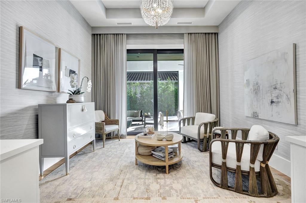 MARCO BEACH - Residential