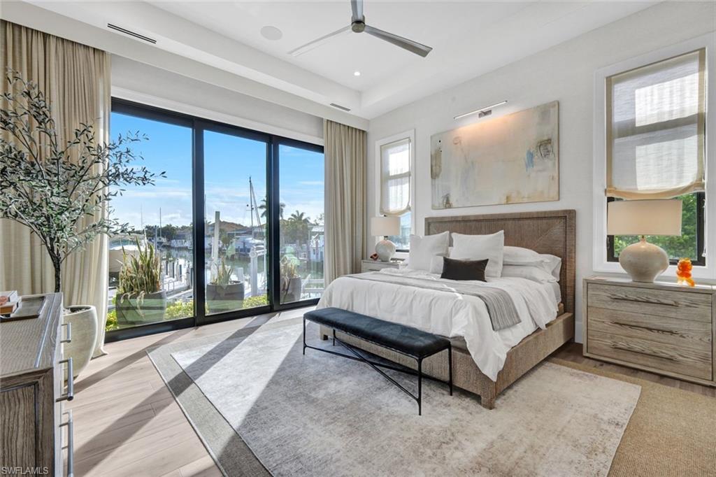 MARCO BEACH - Residential