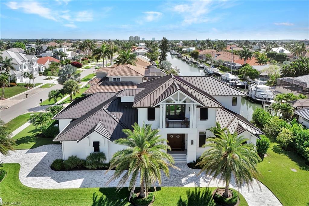 MARCO BEACH - Residential
